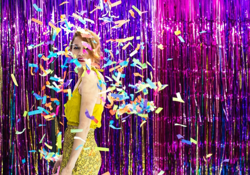 Sparkling Glitter post advertising glitter and resin handmade earrings by Georgie Who 