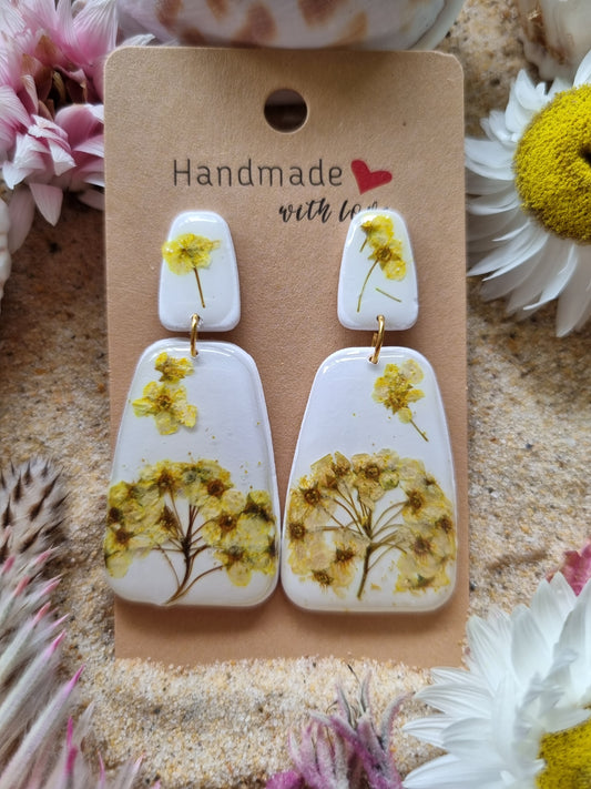Real flowers set in resin on polymer clay earrings, handmade in Australia by Georgie Who?