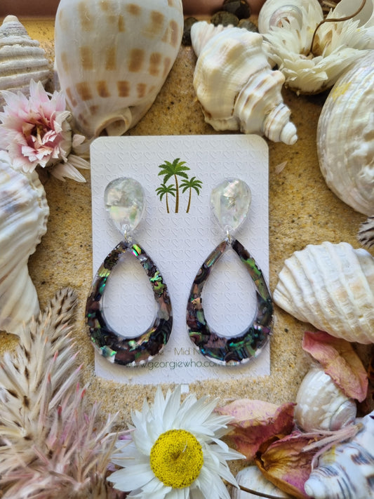 Moonlight - Handmade shell earrings